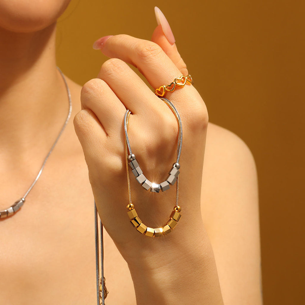 Geometric Pendant Necklace | Unisex Link Chain Necklace | ORLABYAMY