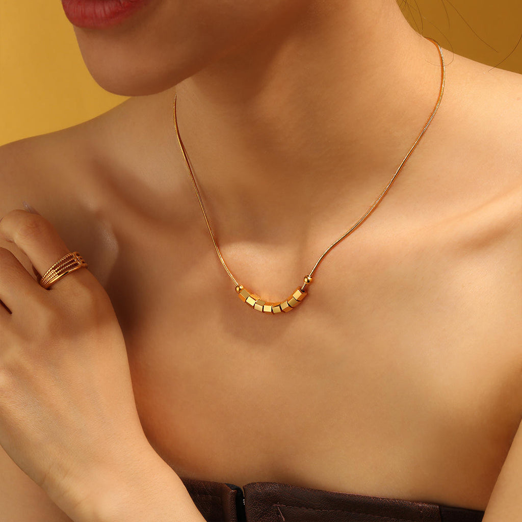 Geometric Pendant Necklace | Unisex Link Chain Necklace | ORLABYAMY