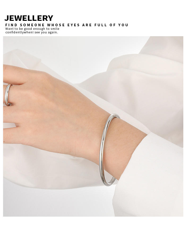 Vintage Crown Stainless Steel Closed Bangle – 18K Gold/Silver/Rose Gold Plate